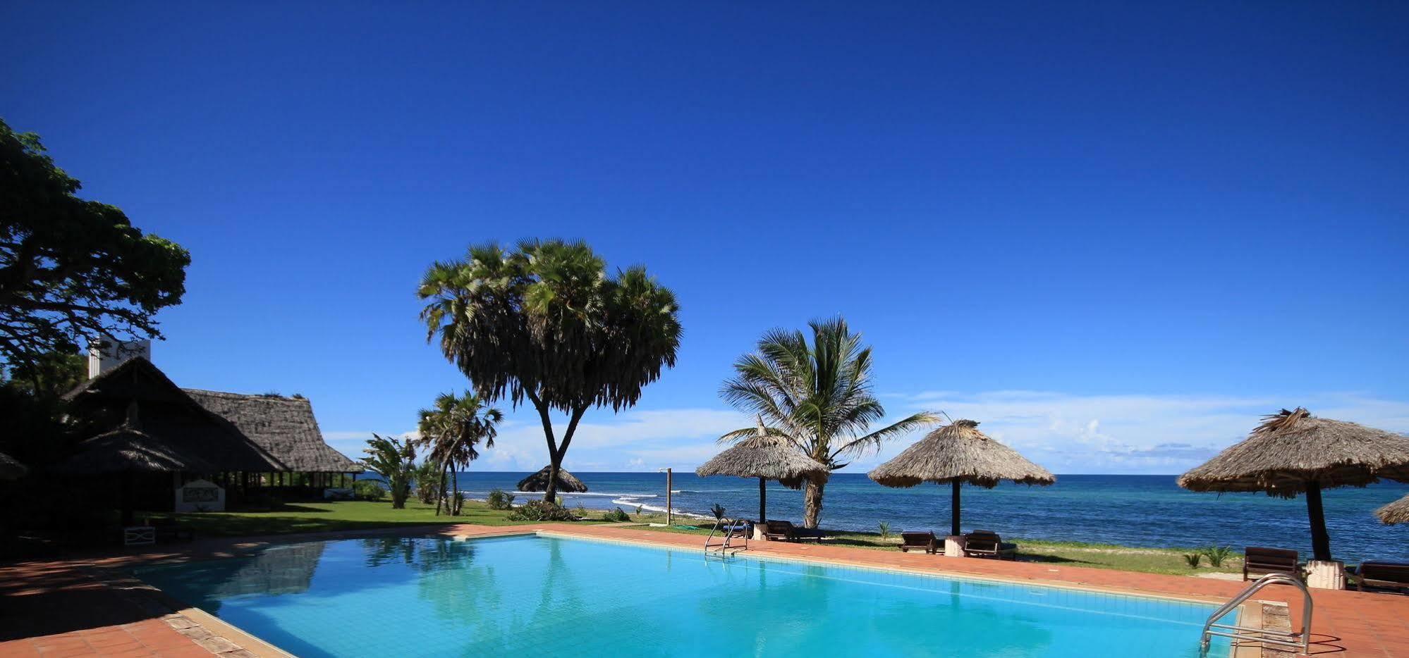 Amani Beach Resort Kutani Exterior foto