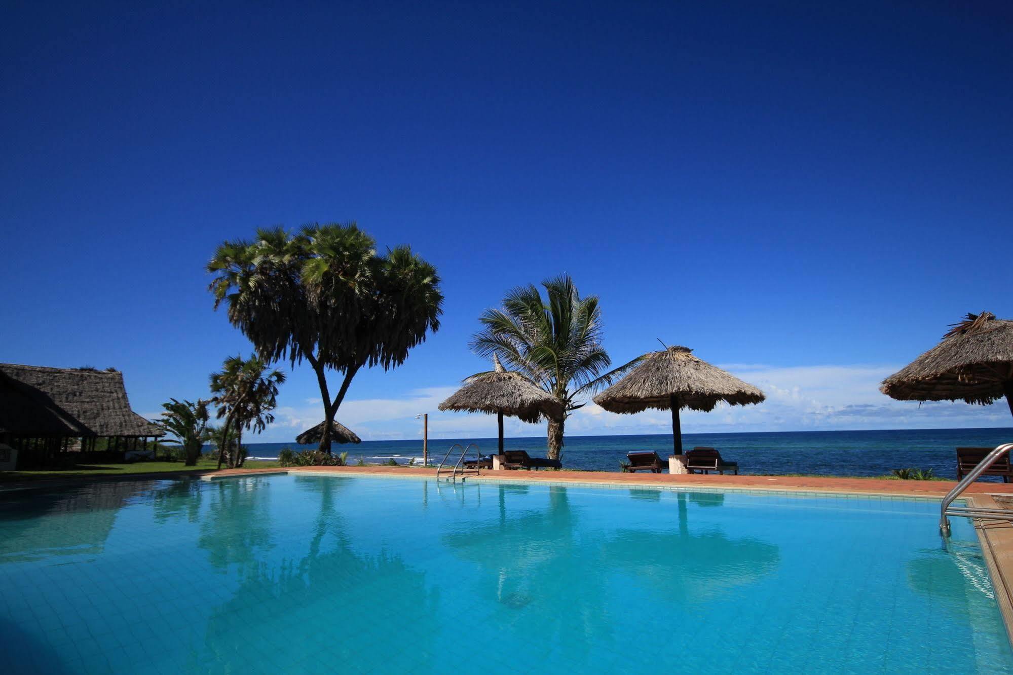 Amani Beach Resort Kutani Exterior foto