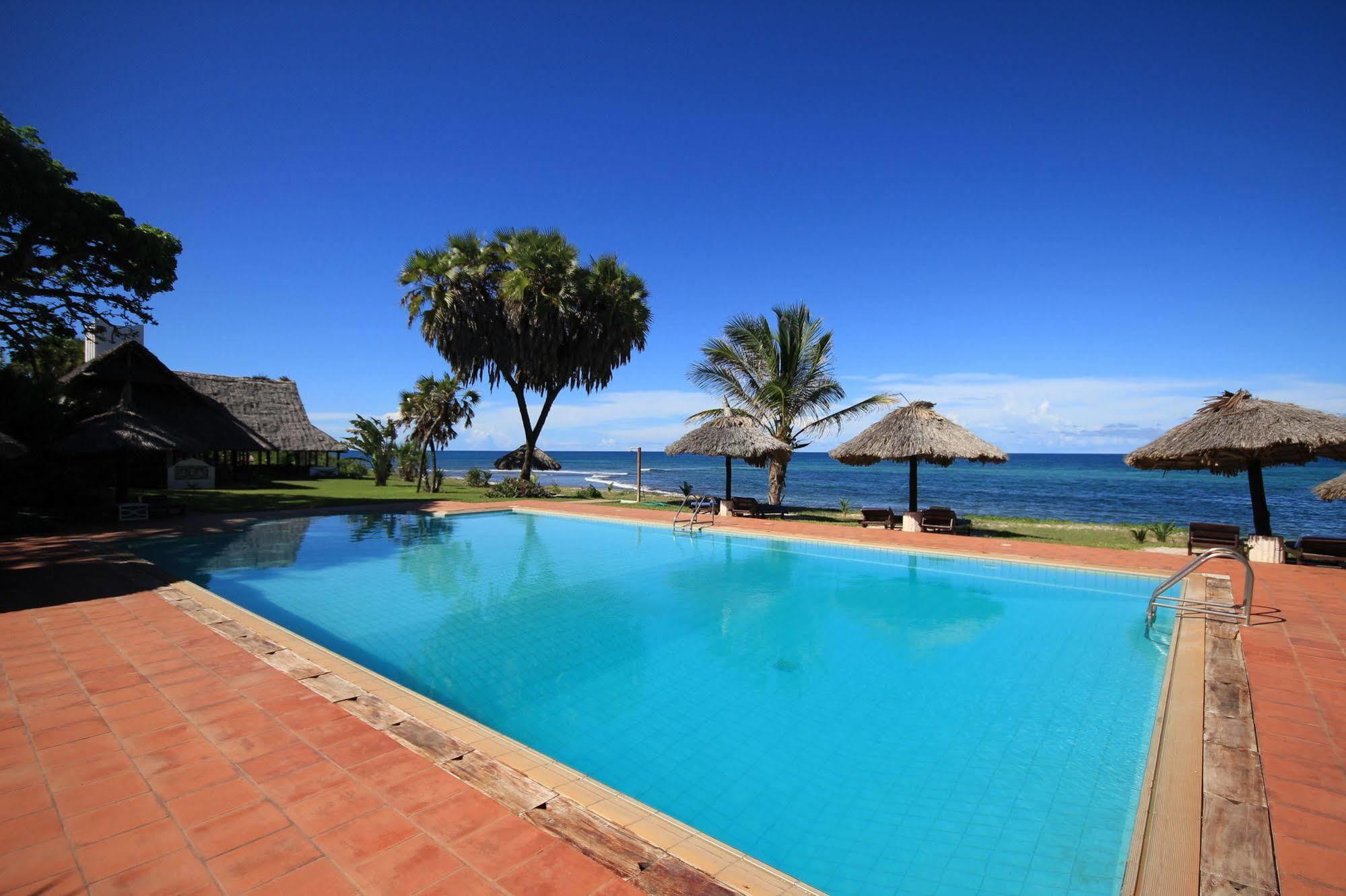 Amani Beach Resort Kutani Exterior foto