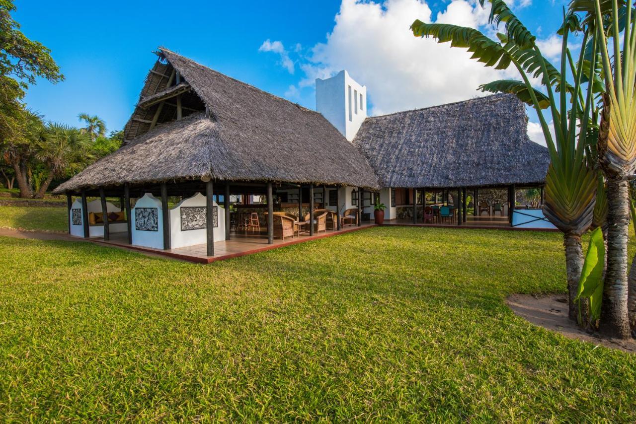 Amani Beach Resort Kutani Exterior foto